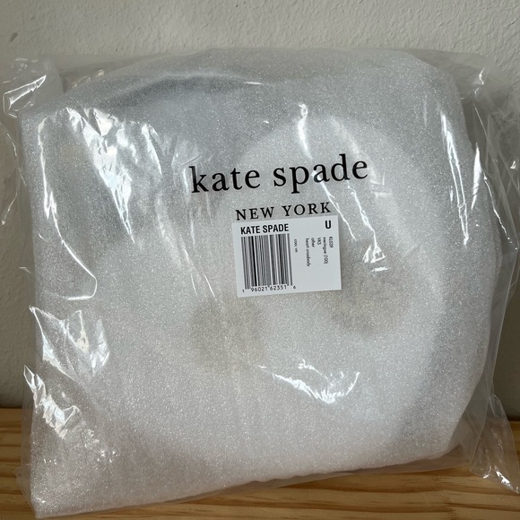 ♠️Kate Spade Love Shack Perforated Heart Crossbody - Picture 14 of 14